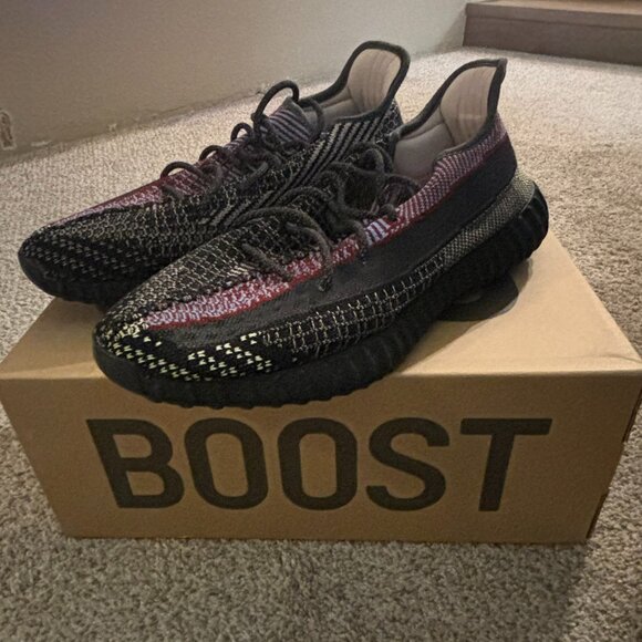 RARE Adidas Yeezy Boost 350 v2 Yecheil Reflective fx4145 Size 12.5 - Picture 3 of 6